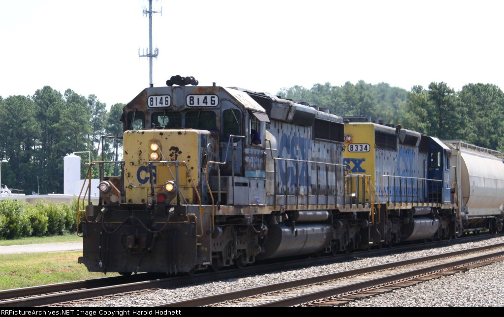 CSX 8146 is the lead unit for train F741